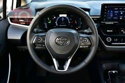 تۆیۆتا کۆرۆلا